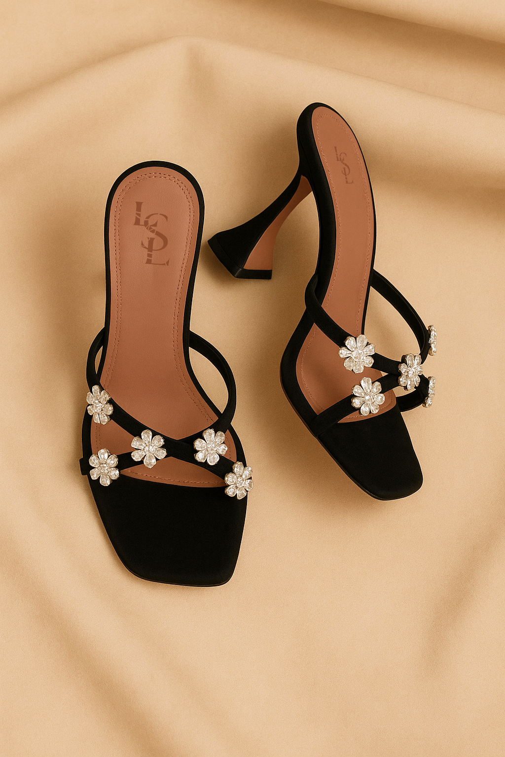 Pearl Pointed Toe